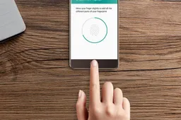 Elephone P8 is pretty proud of its fast fingerprint scanner