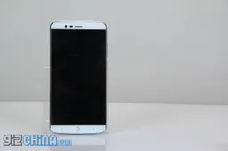 Resellers accepting Elephone P8000 pre-orders now; Elecodes get you $40 off