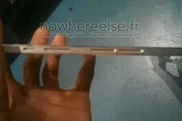 Huawei Ascend P8's metal chassis leaks