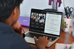 IDC: PC market growing in 2024 thanks to update cycle and AI