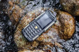 Old school rugged AGM M1 is a one tough cookie