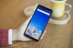 Video : Vernee X features Face ID and four cameras