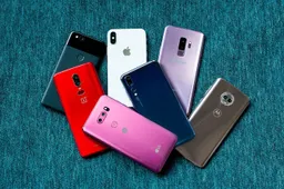 55% of smartphone users keep their devices for 3-5 years