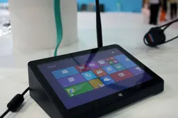 Pipo X8 showcased, a mini PC with a built in touchscreen display. Why? Because they can!