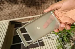 Google Pixel 6 and 6 Pro owners are unhappy with the quality of cases