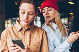 Apple patents a privacy screen to protect you from prying eyes