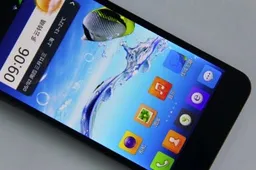 First photos of production JiaYu G4 posted, screen and body looks great!