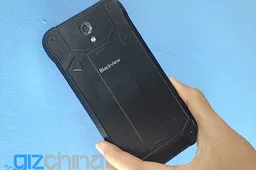 First real photos show rugged IP67 Blackview BV5000