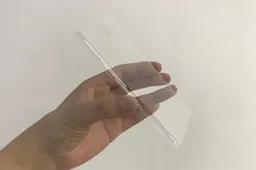 How's the 3D Lumia Glass Back Cover on the Elephone S8 Made?