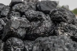 Beijing mulls curbing export of rare earths if no truce is reached