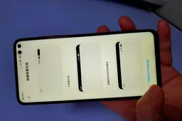 Redmi K30 doesn't have a single pill-shaped cutout, but two distinct punch holes