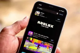 iPhone: 800 dollars spent by an influencer's son on Roblox