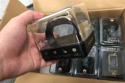 Huawei TalkBand B5 Spotted In Spy Photos