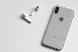 LG Will Supply 6.5-inch OLED Screens for iPhone X Plus