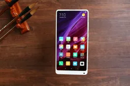 Xiaomi Mi MIX 2 Ceramic Version Gets Up To 800 Yuan Discount Officially