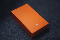 Xiaomi finally ditch their traditional packaging with the Xiaomi Mi4c