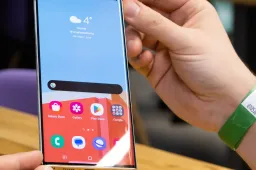 Samsung Galaxy S24: A Powerful Contender to Google Pixel