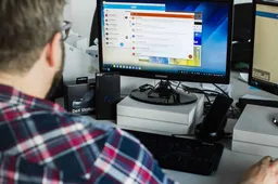 Samsung Galaxy Z Flip5 will be the smallest DeX phone