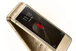 Premium looking Samsung SM-W2018 live  images surface online