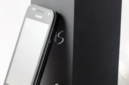 Knock-off Samsung Galaxy S With 4inch AMOLED Screen