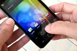 Amazing Samsung Galaxy S2 Clong Hands On Video