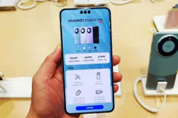 Experience Uninterrupted Communication: Huawei Mate 60 Pro Offers Free Satellite Calling