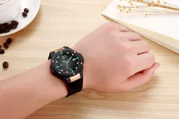 Microwear H2, 3G Mediatek MTK6580 Smartwatch Released