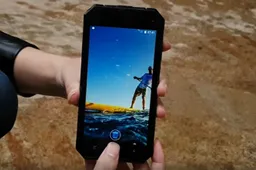 Can Nomu S30 survive a 100-feet drop?