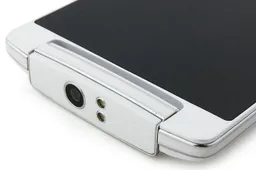 Hexacore iNew V8, interested in an Oppo N1 clone?