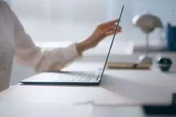 LG's SuperSlim Gram Laptop: Ultra-Thin Design, Stunning OLED Screen