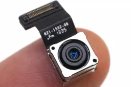 Sony continues to lead the smartphone camera sensor market