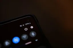 How to check phone battery health