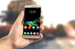 Oukitel K6000 Pro can be fully charged in 2 hours thanks to 9V/2A charging