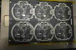 iPhone 8 wireless charging pads appear in leaked photos