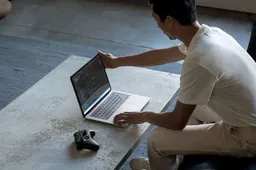 Microsoft Surface Pro 7 Plus / Laptop Studio welcomes a new firmware update