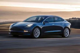 Tesla Q1 US Electric Car Sales: Beats 18 Competitors Combined