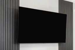 Smart TV Not Turning On? Quick and Easy Fixes That Don't Need a Professional