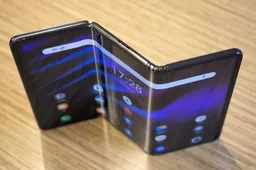 Triple-Folding Screen Phones: The Future of Mobile Innovation