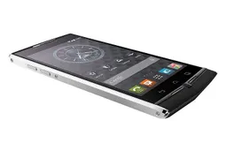 The UHANS U100 is a Vertu-like budget phone with the MT6735