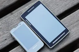 Qi Smartbook U1000 Review