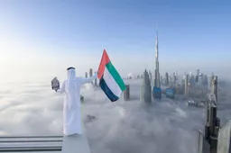 UAE may consider unblocking instant messaging applications (VoIP calls)