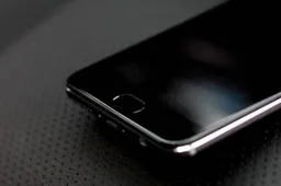 Leaked pictures hint at a new UMI flagship model