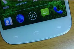 Latest UMi X2 unboxing photos shows onscreen navigation is finally gone!