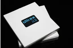 UMi X2 first unboxing feature curved Gorilla Glass