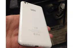 Leaked photos of the 8-core UMi X3, another iPhone inspired flagship phone