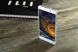 Doogee’s 6000mAh S6000 Xiaomi Mi Note clone getting 2GB RAM upgrade
