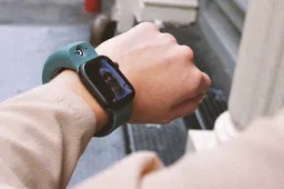 Gurman: The Apple Watch Series Will Be Equipped With Cameras For Visual Intelligence