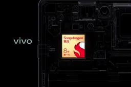 Here's Your First Look at the Vivo X Flip