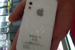 White iPhone 4 Nano Hands On