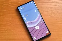 Lock Screen Widgets Return in Android 15: Reviving a Lost Functionality